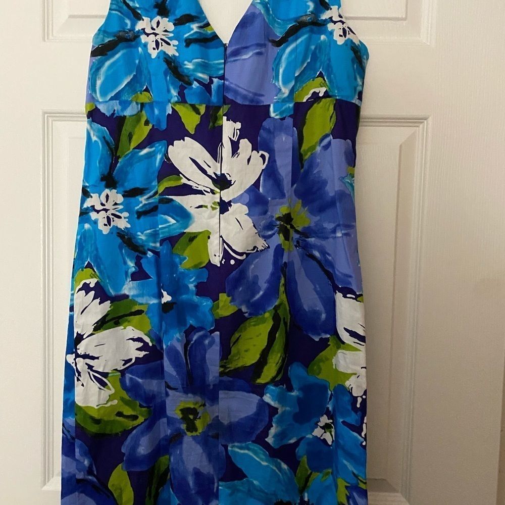 R&k flower dress in blue tones